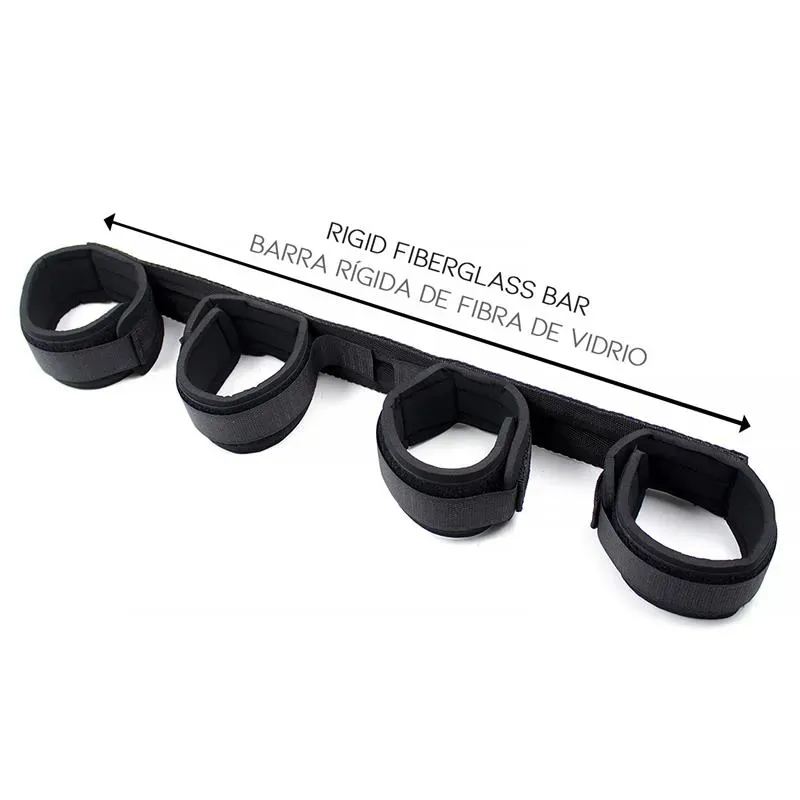 Barra Espaciadora con Barra Rígida y Esposas con Esponja – BDSM/Ataduras