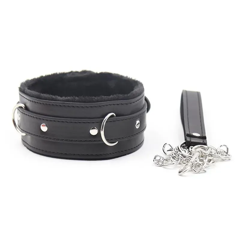 Collar con Correa de Metal Negro – Collares