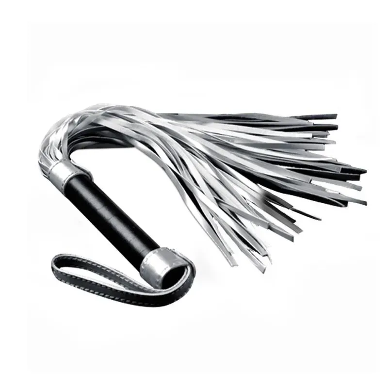 Flogger Cuero Sintético Plateado y Negro – Fustas, Floggers y Palas