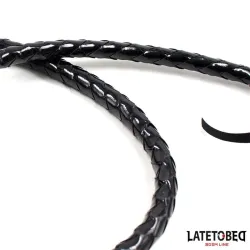 Látigo Negro Brillante 138cm