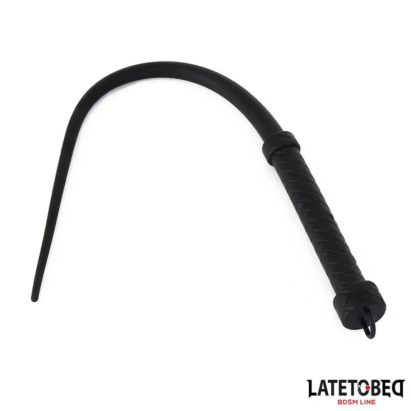Látigo de Silicona Negro 63.5cm – Fustas, Floggers y Palas