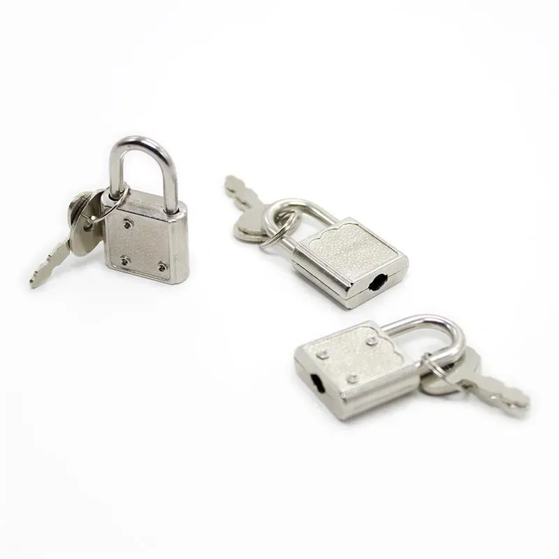 Candado y Llaves Plateado – BDSM/Accesorios