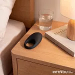 Ringo Anillo Vibrador con APP Unibody Negro