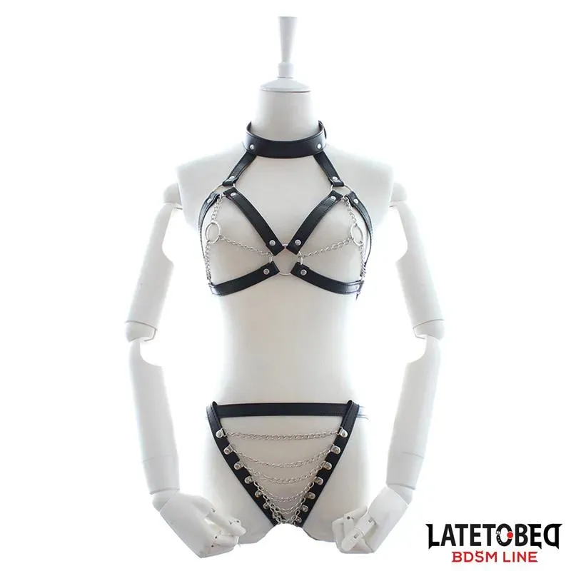Set de Sujetador y Braguitas Bondage con Cadenas – Fetish/Bondage